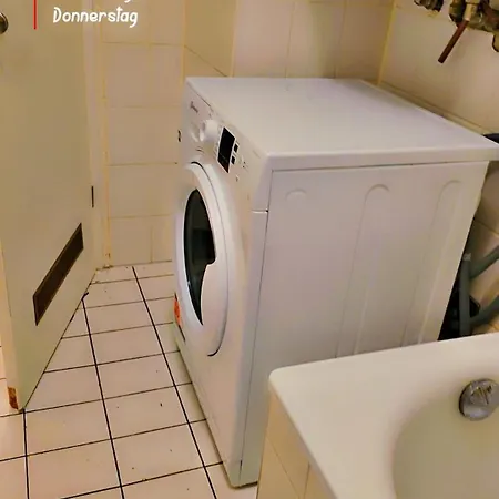 アパート Monteure In