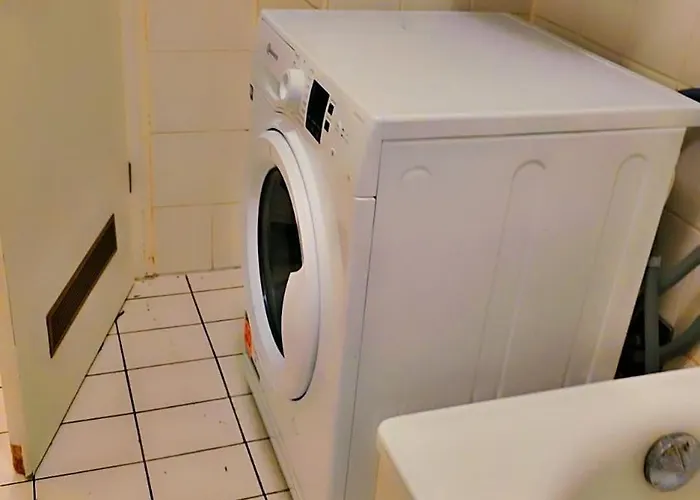 アパート Monteure In