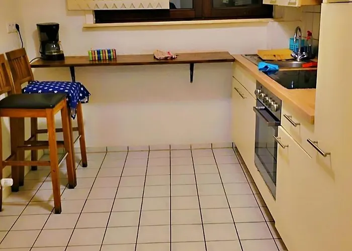 アパート Monteure In